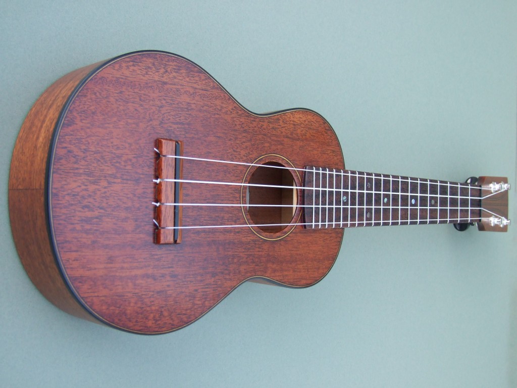 soprano-ukulele-in-spanish-cedar-dj-morgan-ukuleles